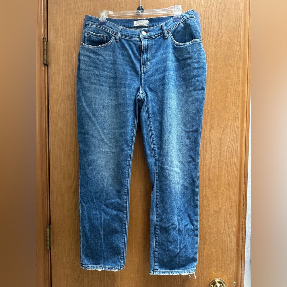 Hatch pregnancy jeans, so comfortable.